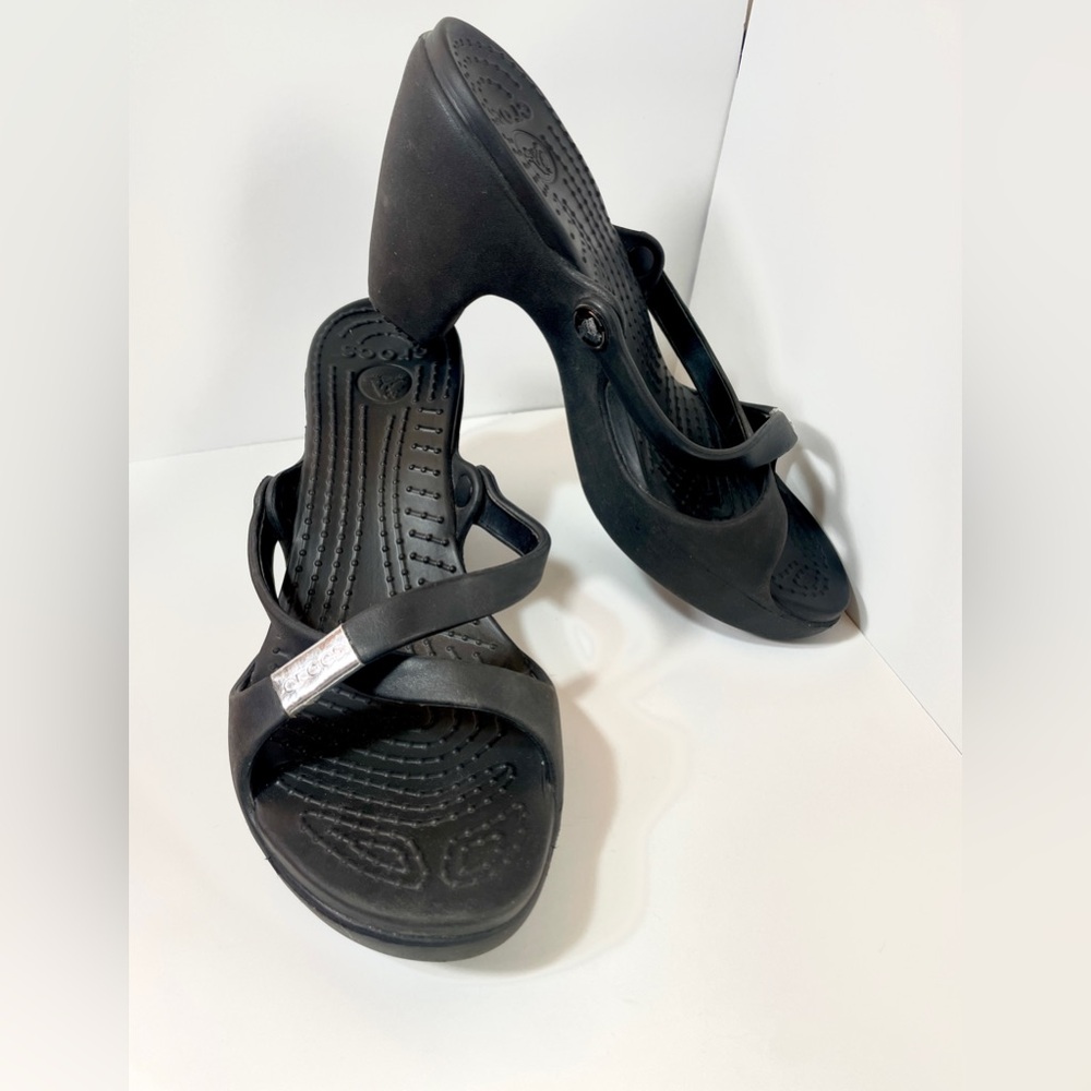 Crocs Cyprus Chunky Heel Sandals Women's Size 9 W